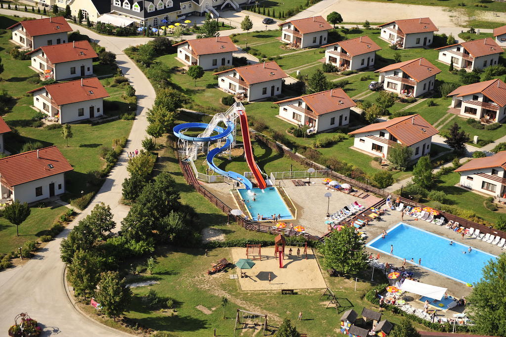Villapark Várgesztes 외부 사진